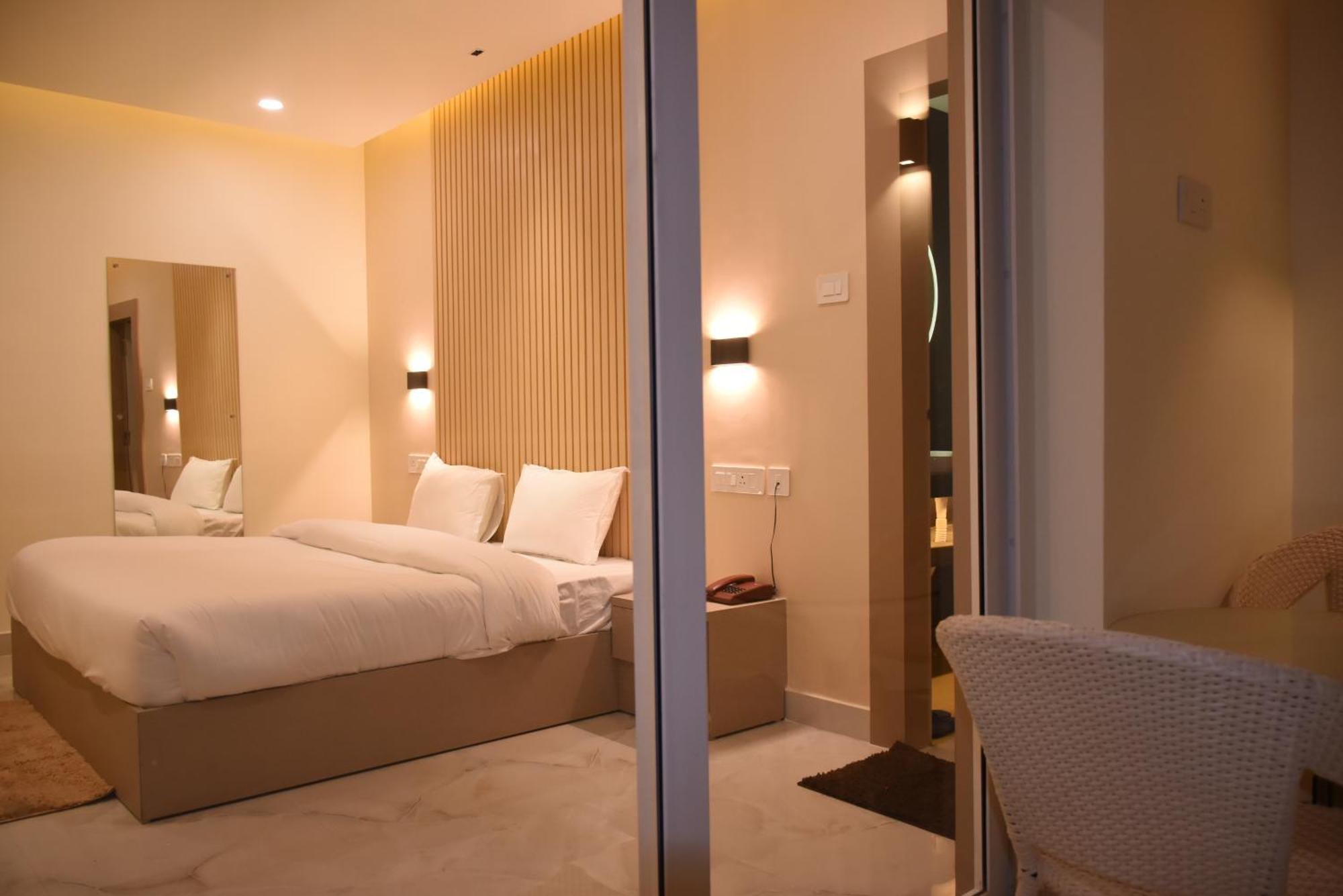 Spruce Hill Hotel & Restro Nainital Dış mekan fotoğraf