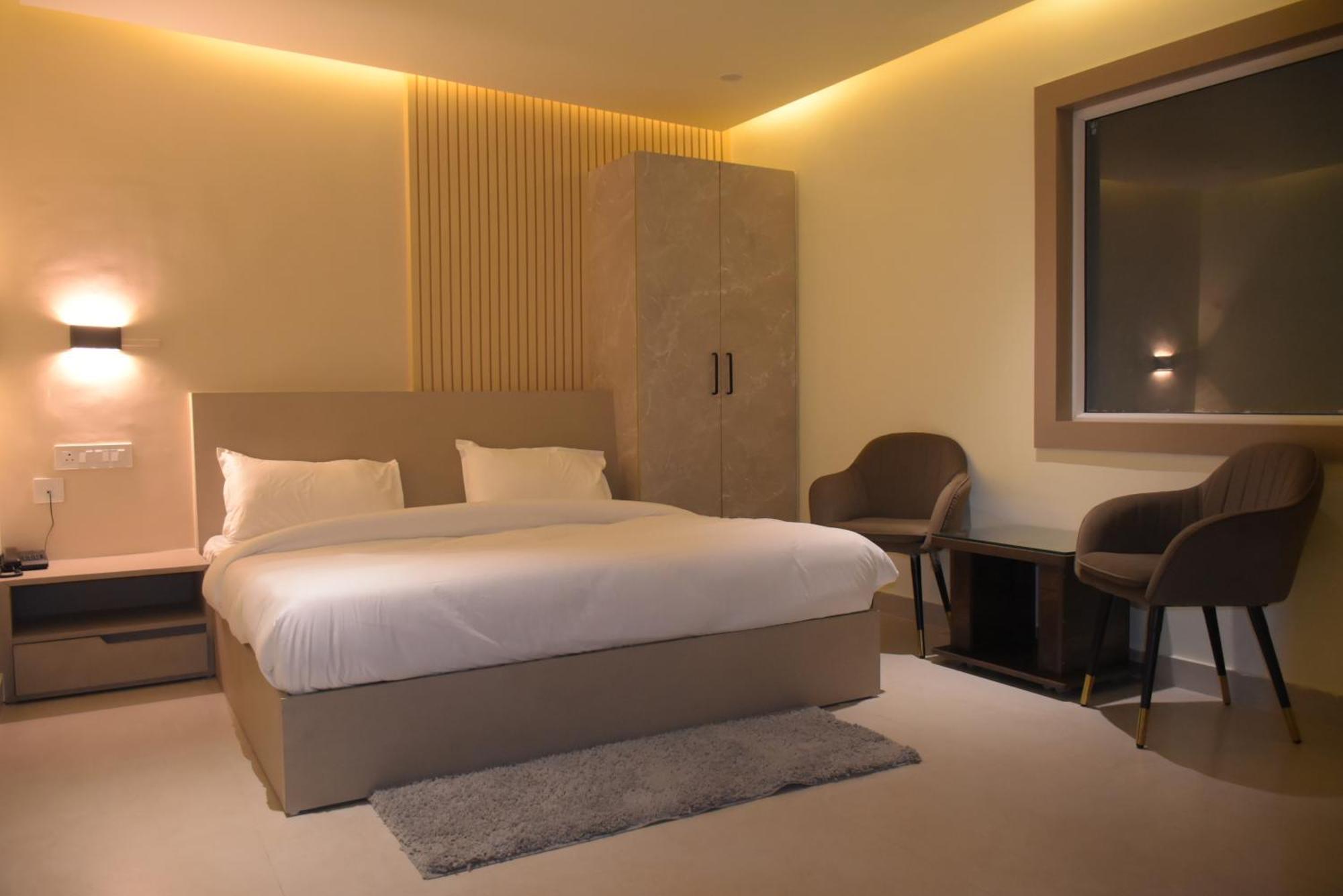 Spruce Hill Hotel & Restro Nainital Dış mekan fotoğraf
